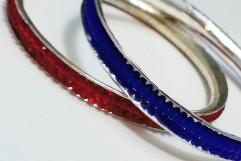 j14-glass-bead-bracelet